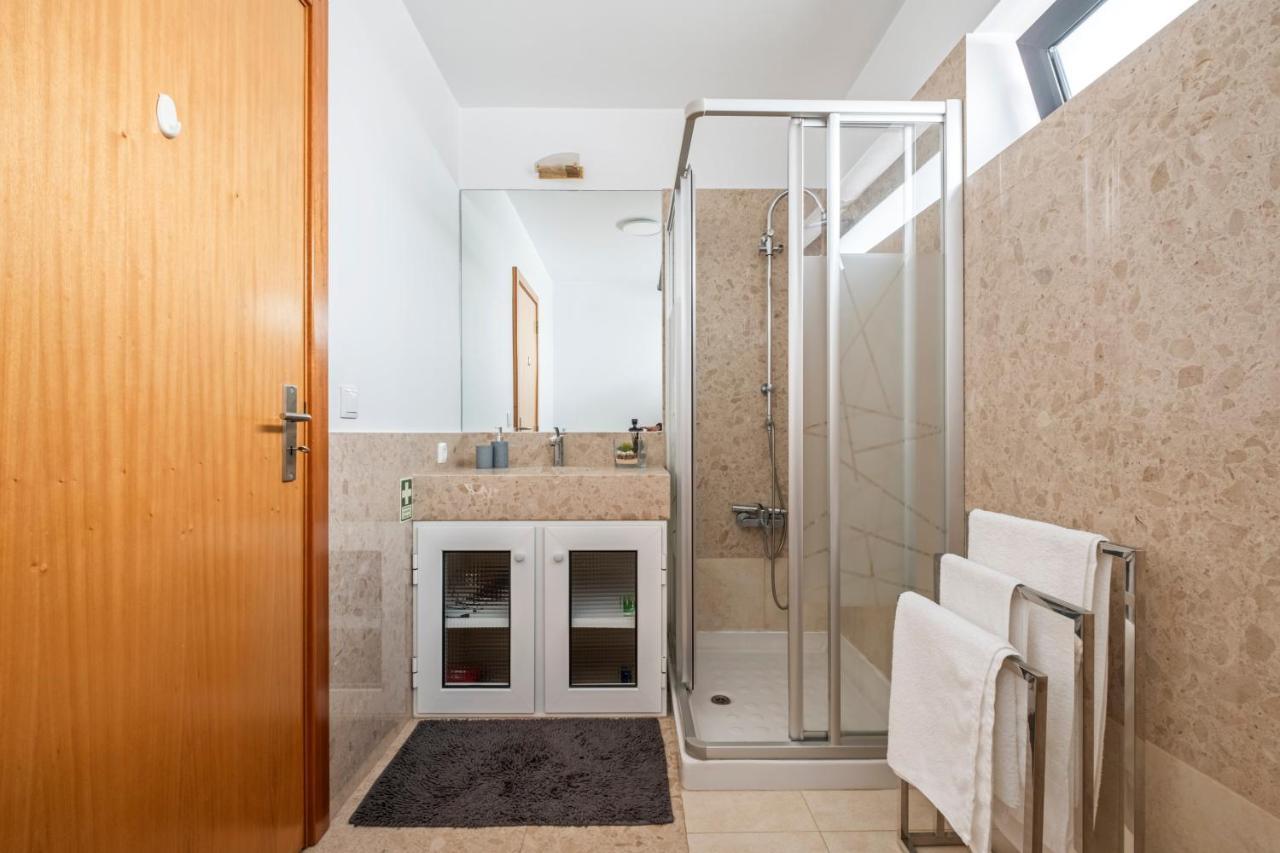 Appartement Edu Flat à Machico  Extérieur photo